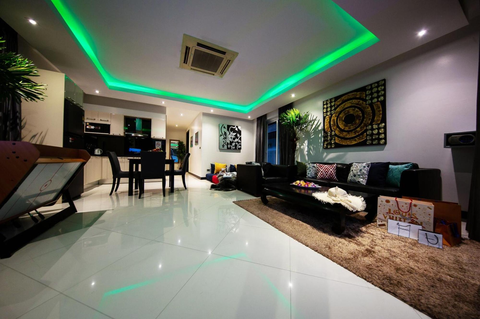 Colibri Pool Villa Pattaya Джомтиен Бийч Стая снимка